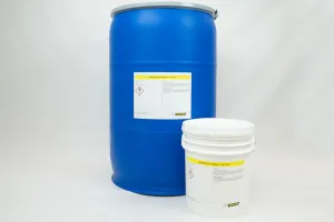 AxxaWash KF-123 packaging in drum and pail sizes.